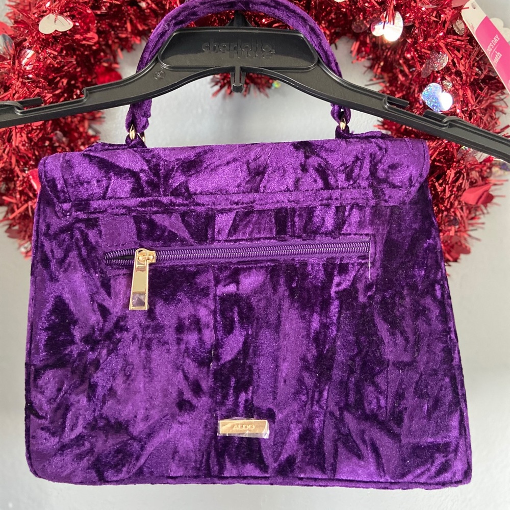Purse! - Picture 2 of 2